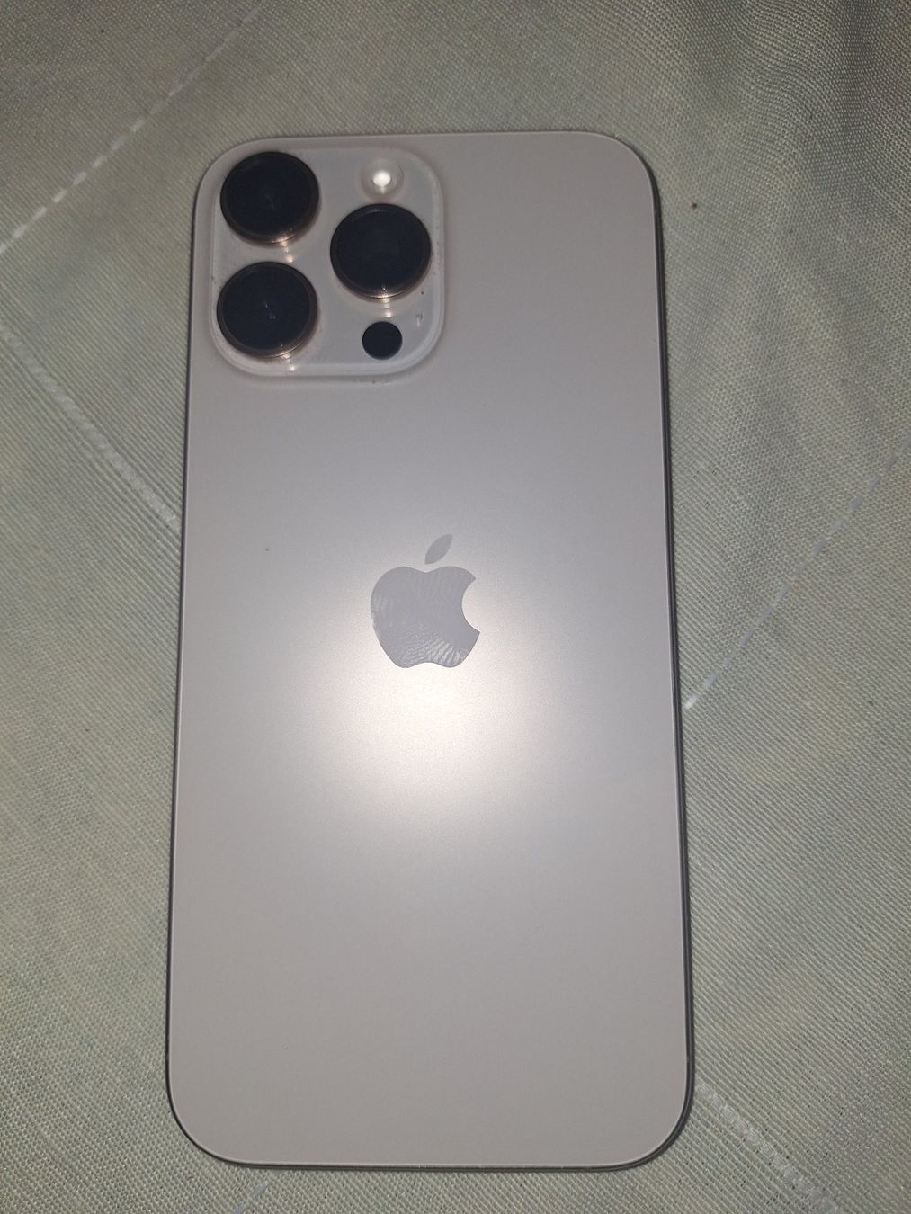 Apple Telefoni cellulari / Smartphones: APPLE iPhone 16 Pro Max, Desert Titanium, 512 GB ab 798 CHF – Nuovo (secondo la descrizione) da Buchs ZH venduto da superpc1 4
