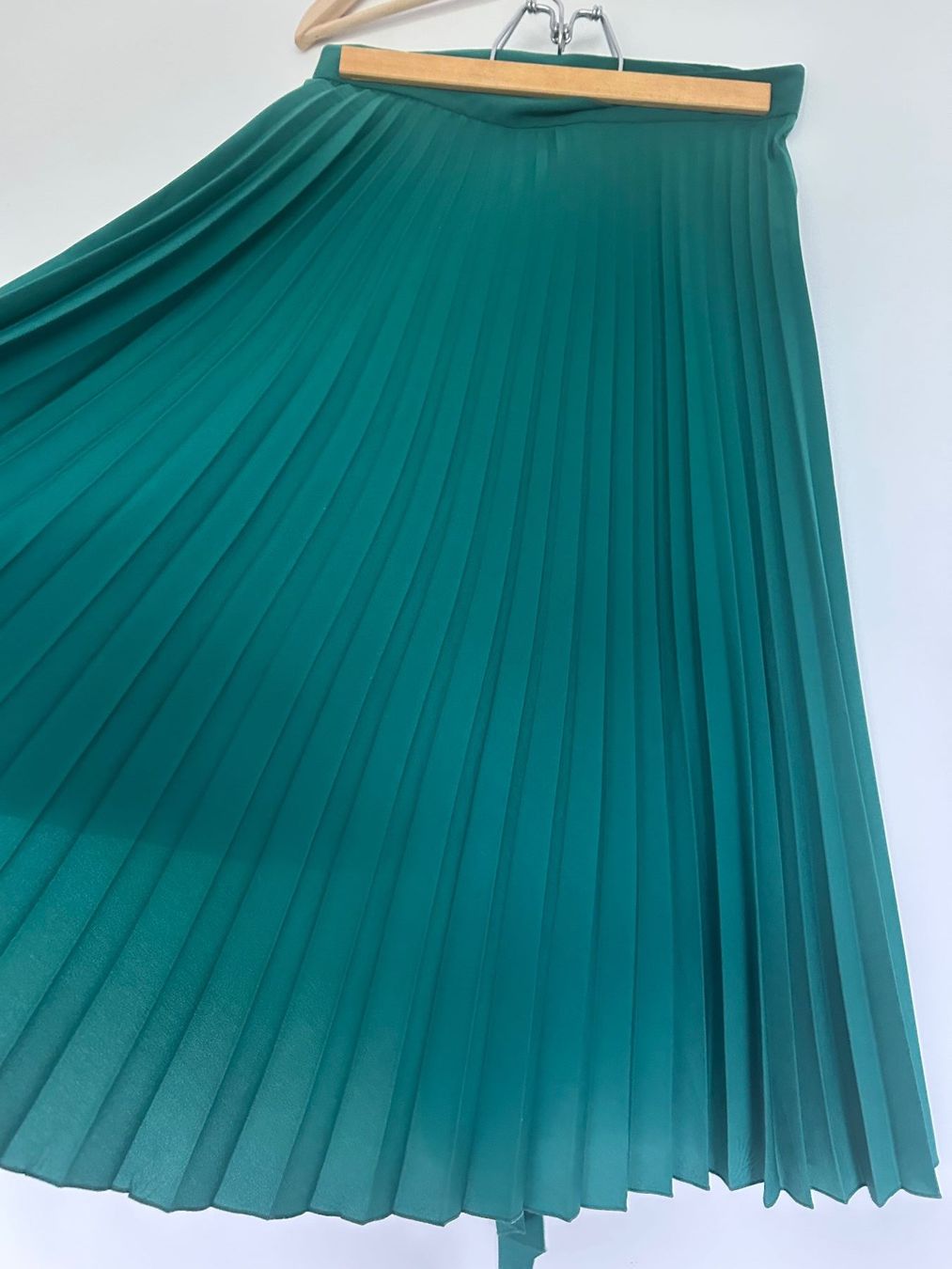 Sandro Gonne: Jupe Sandro t.2 – Usato da La Croix (Lutry) venduto da fashionclub01 4
