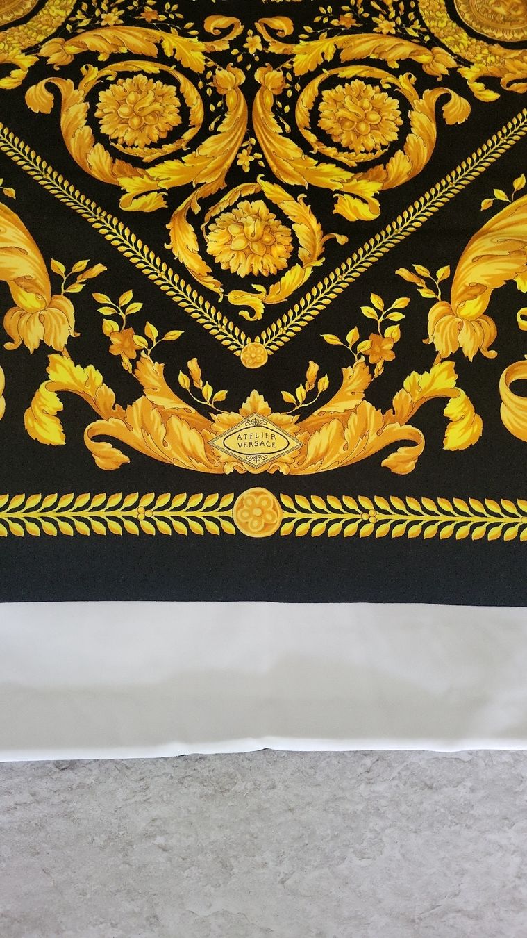 Tessuti: Versace Samt Stoff original – Nuovo e nell'imballaggio originale da Fruthwilen venduto da Mostro-Medusa 1