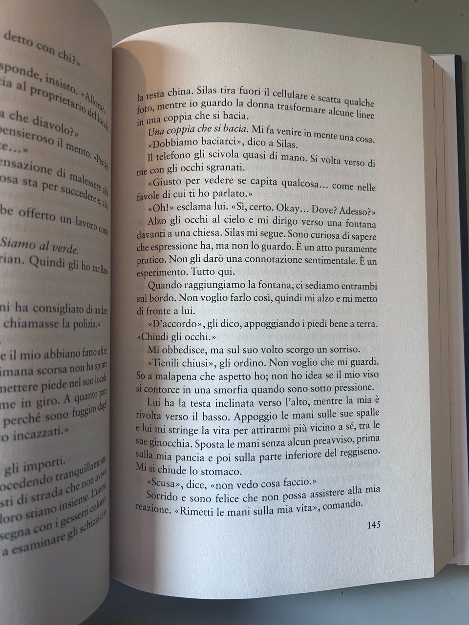 Libri: Libro Never Never - Colleen Hoover e Tarryn Fisher – Usato da Giubiasco venduto da LorisVale 3