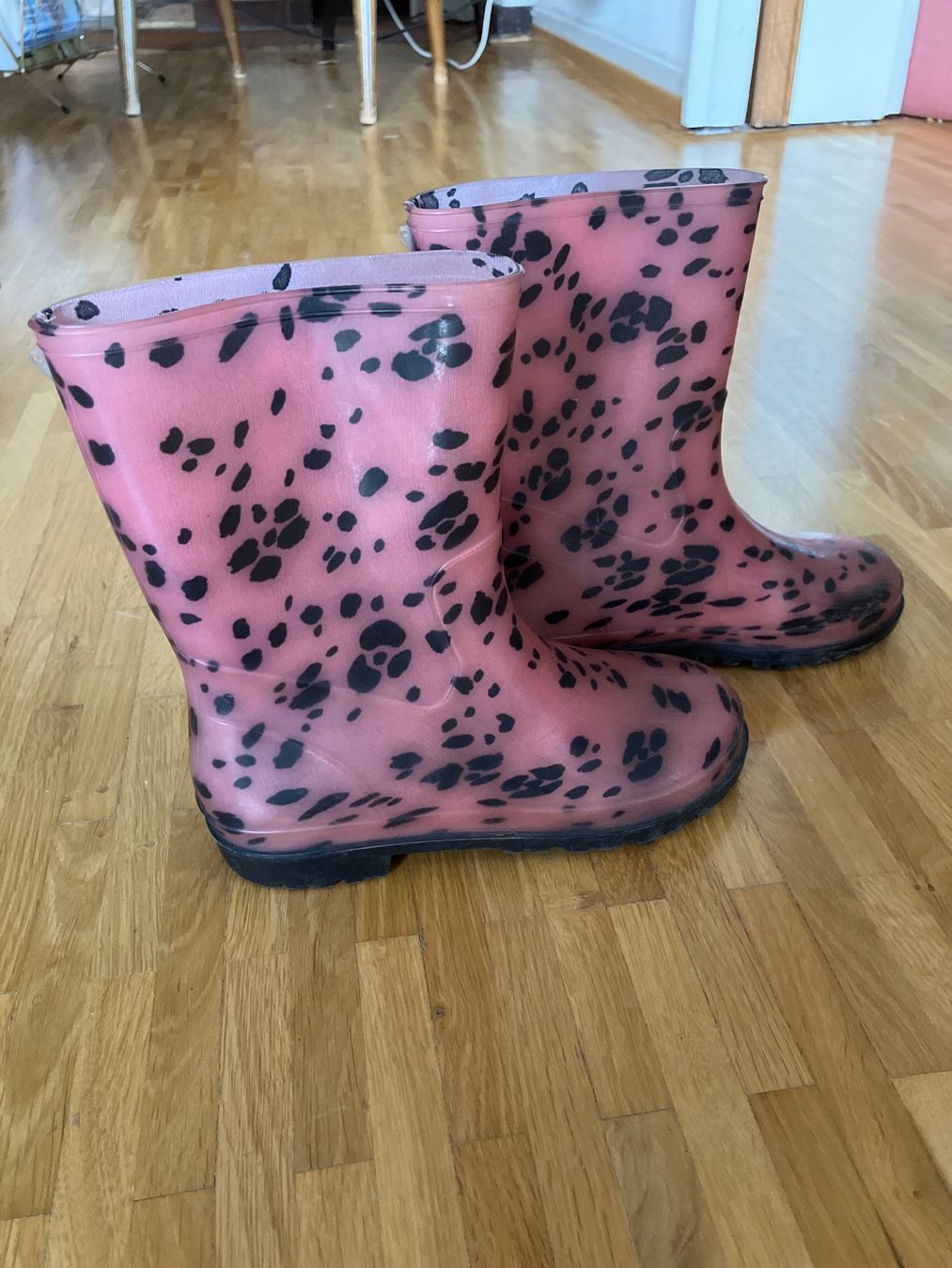 Scarpe per ragazze: Gummistiefel von HEMA Grösse 32/33 – Usato da Basel venduto da Hamburg82 1