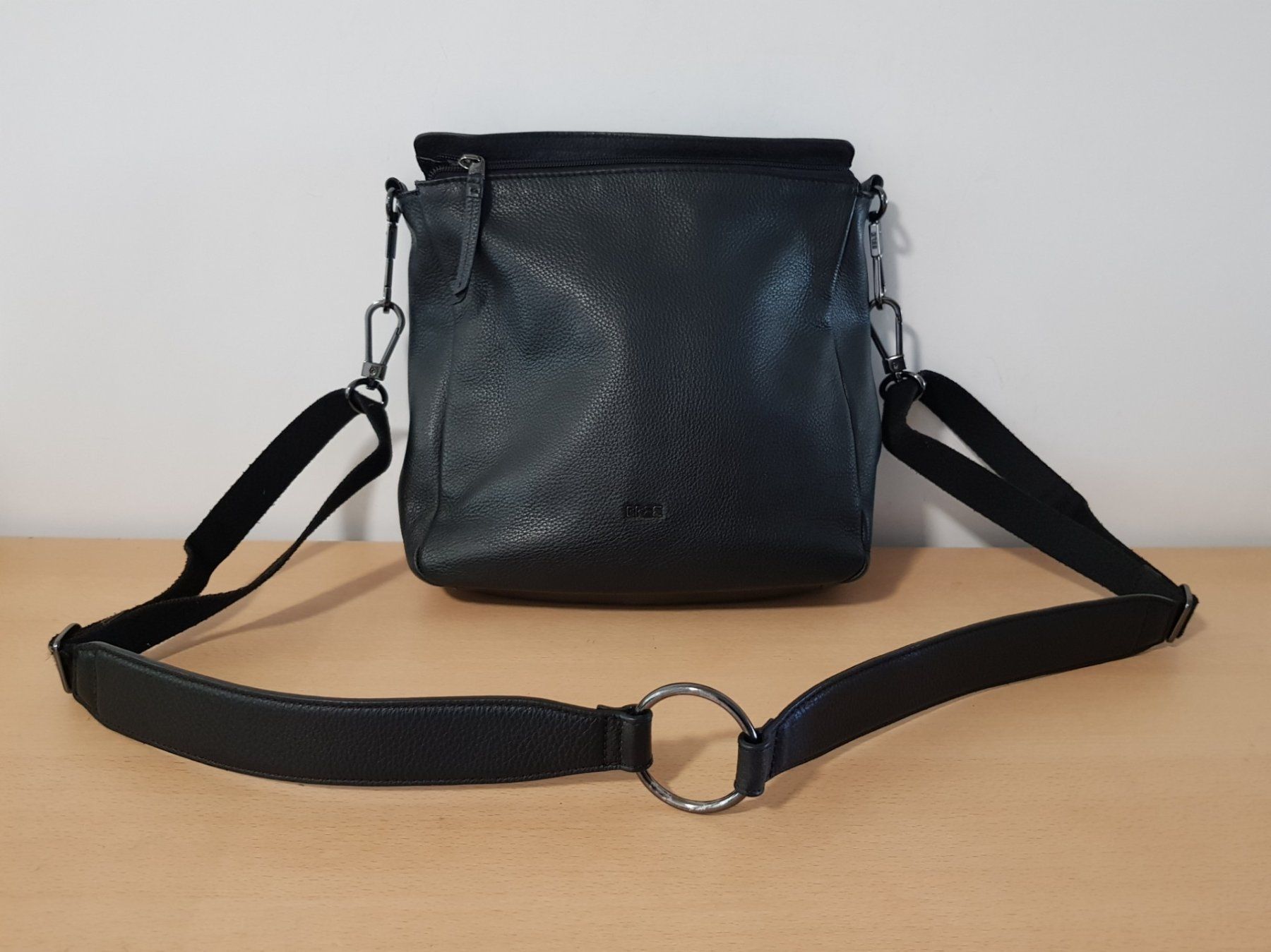 Bree Rucksäcke: Bree Leder Rucksack/Umhängetasche – Gebraucht aus Basel von Birs868 2