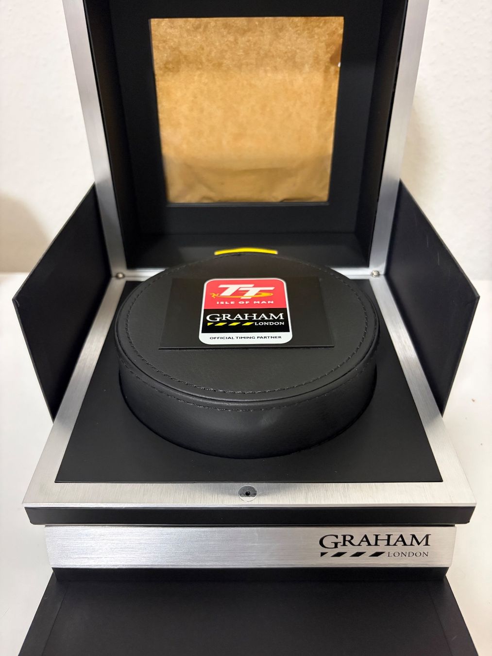 Graham Orologi: Graham Silverstone Tourist Trophy, full set, new – Nuovo (secondo la descrizione) da Wallisellen venduto da fat_2lnp 7