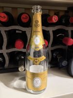 Leere Louis Roederer Cristal Champagner Flasche 2008!