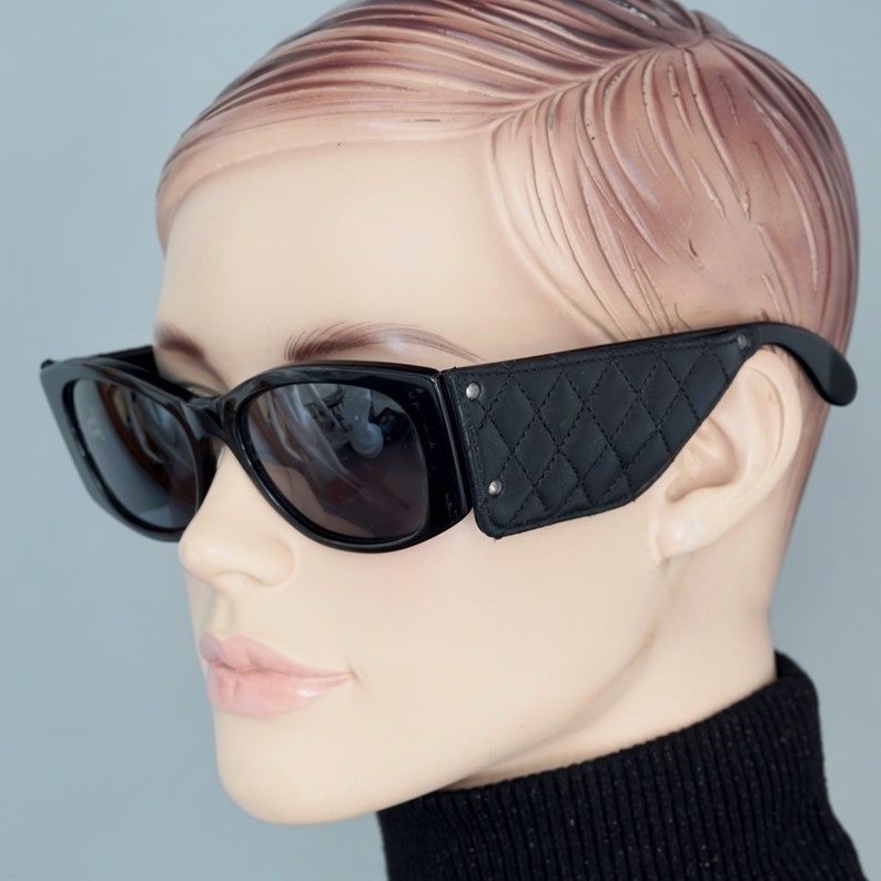 Chanel Brillen & Gläser: Chanel Pre-Owned Sonnenbrille – Gebraucht aus Luzern von TENDIMO 7