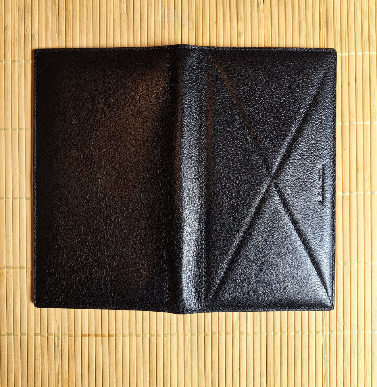 Lancel Portafogli: Portefeuille Lancel – Nuovo e nell'imballaggio originale da Le Locle venduto da Lapidary.Duc 2