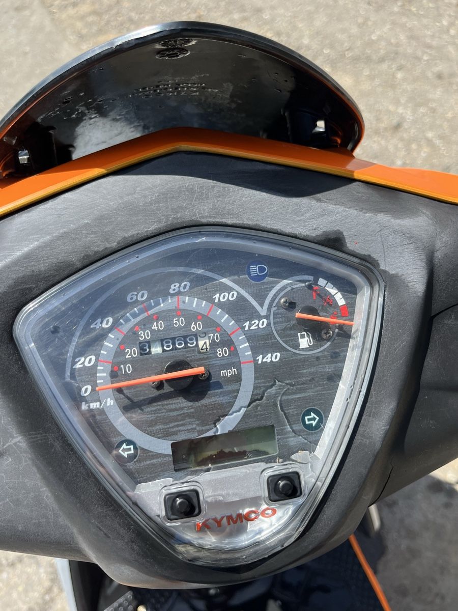 Kymco Scooters: Kymco 125 Roller super8 – Défectueux à Steckborn par Fendtfavorit 6