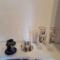 Gläser und Tassen