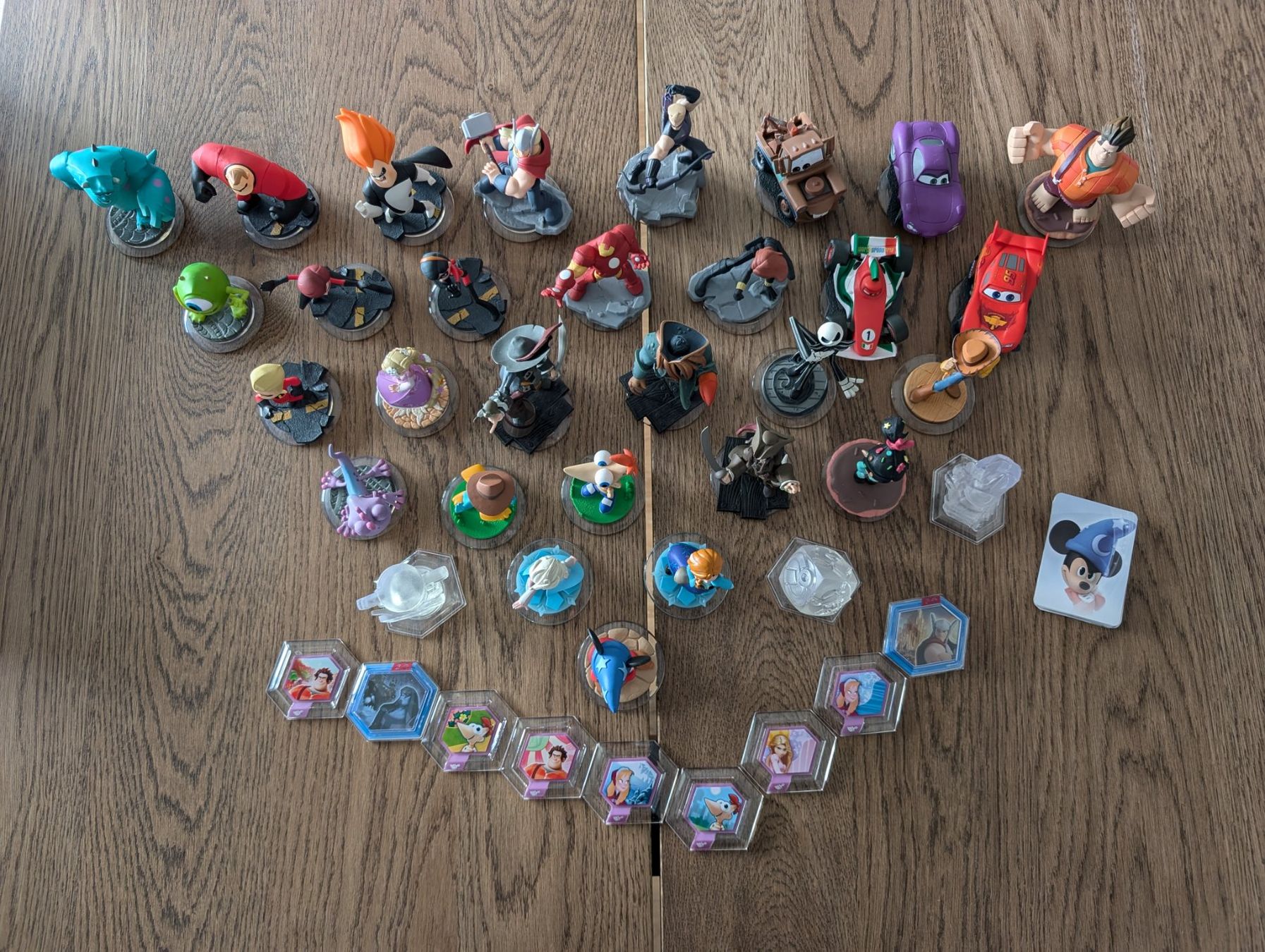 Disney Statuette: Grosses Disney Infinity Figuren Set – Usato da Sempach venduto da Tornadoblaster 4