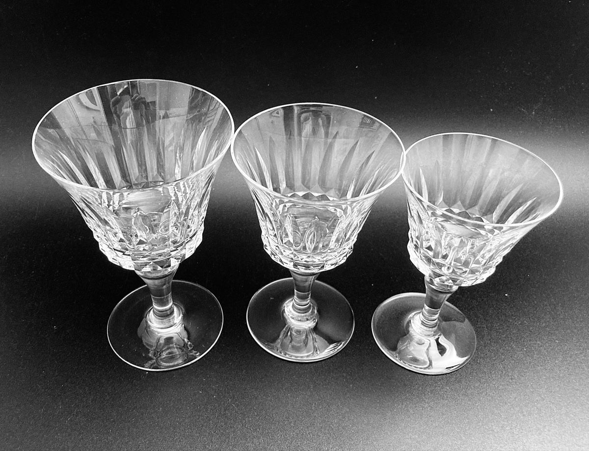 Baccarat Bicchieri: 19 Baccarat Gläser des Modells Piccadilly – Nuovo (secondo la descrizione) da Luzern venduto da downtonabbey 1