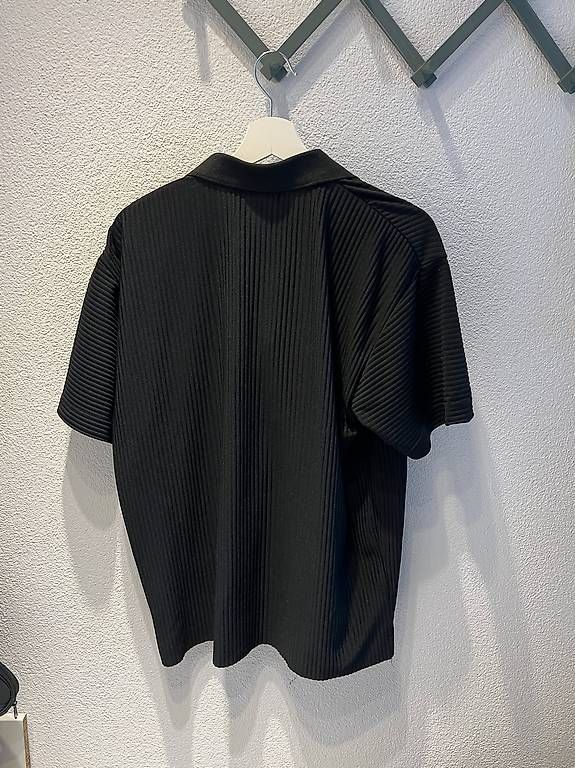 H&M Magliette Polo: Schwarzes Sommerpolo von H&M, Grösse M – Usato da Horn venduto da timosidler 2