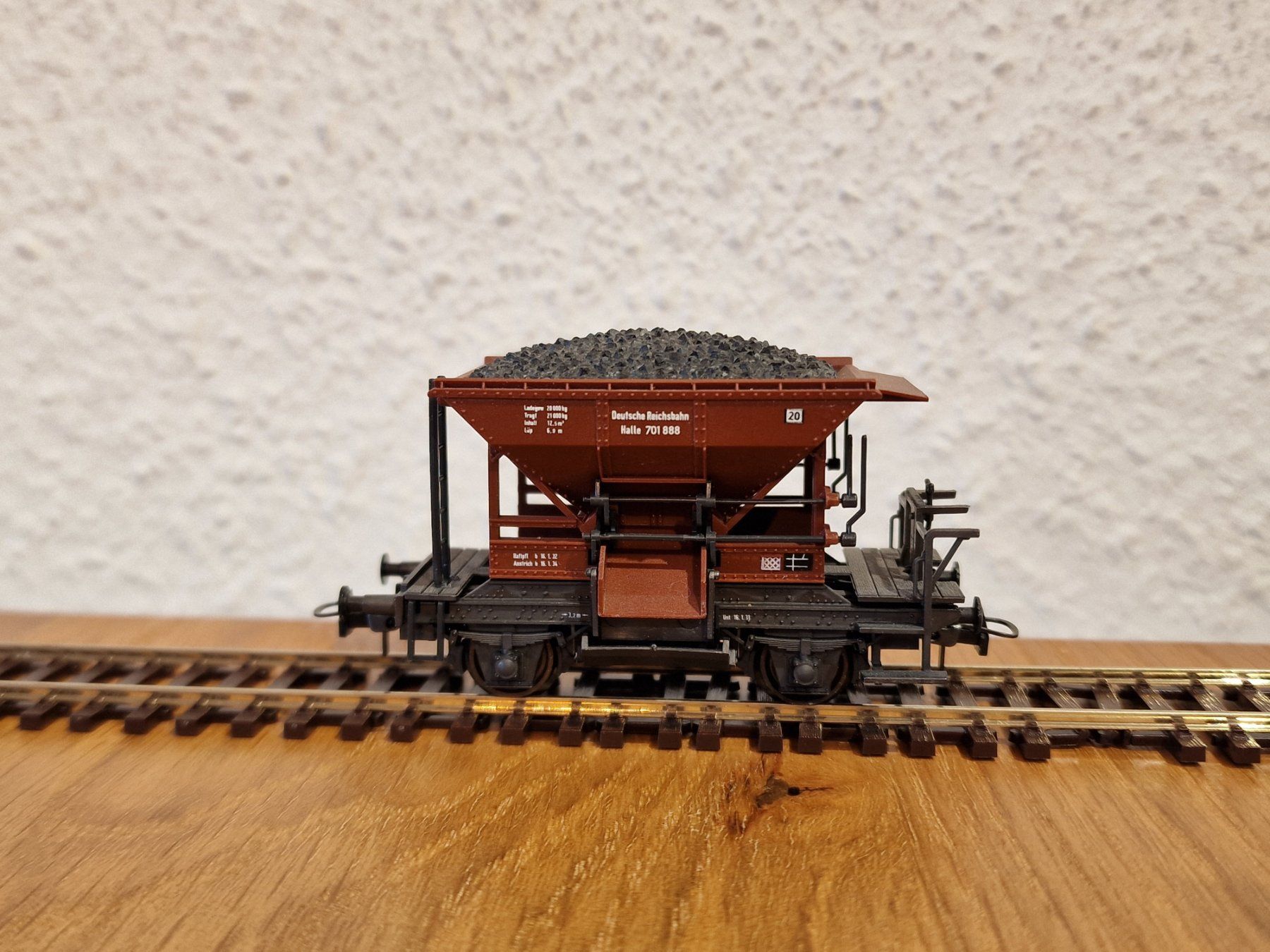 Roco Modelleisenbahnen: DR Talbot Schotterwagen H0 – Gebraucht aus Matten b. Interlaken von lor_hr9w 1