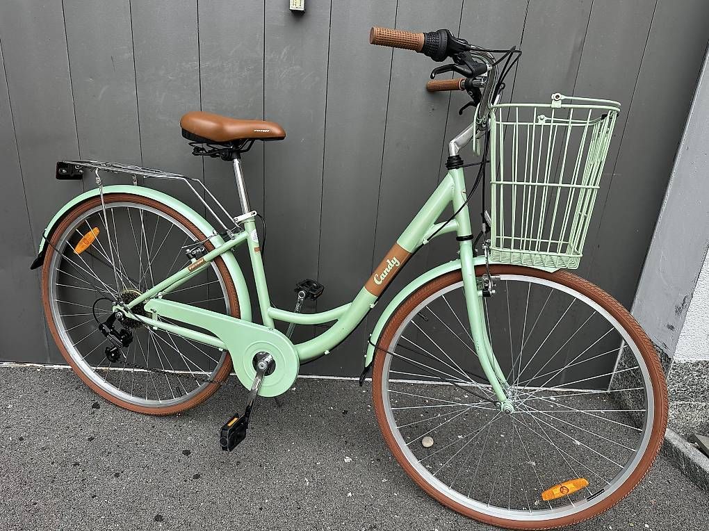 Biciclette: Bicicletta da donna Candy vintage 28   – Usato da Quartino venduto da DiloUsato