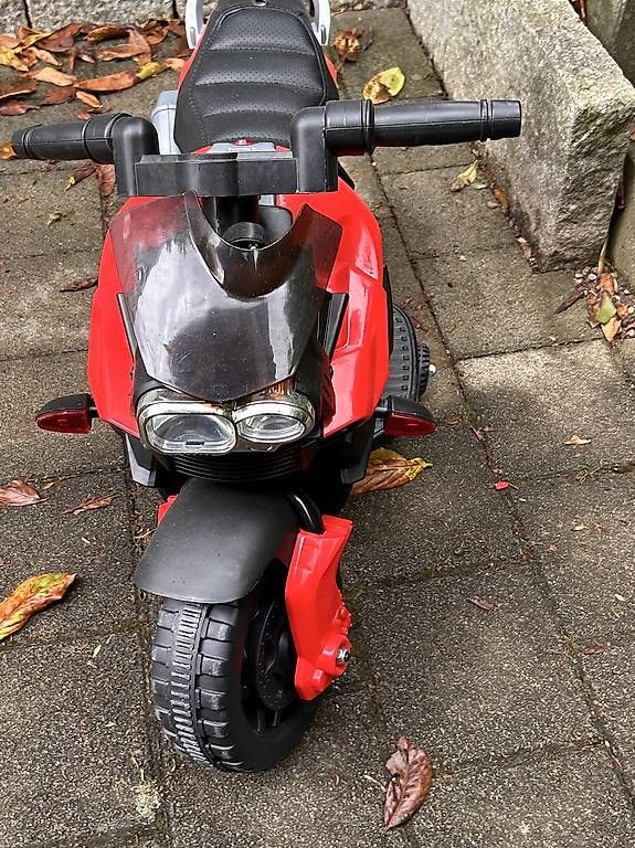 Veicoli per bambini: Kinder Elektro Motorrad  – Usato da Münchenstein venduto da Manu140789 3