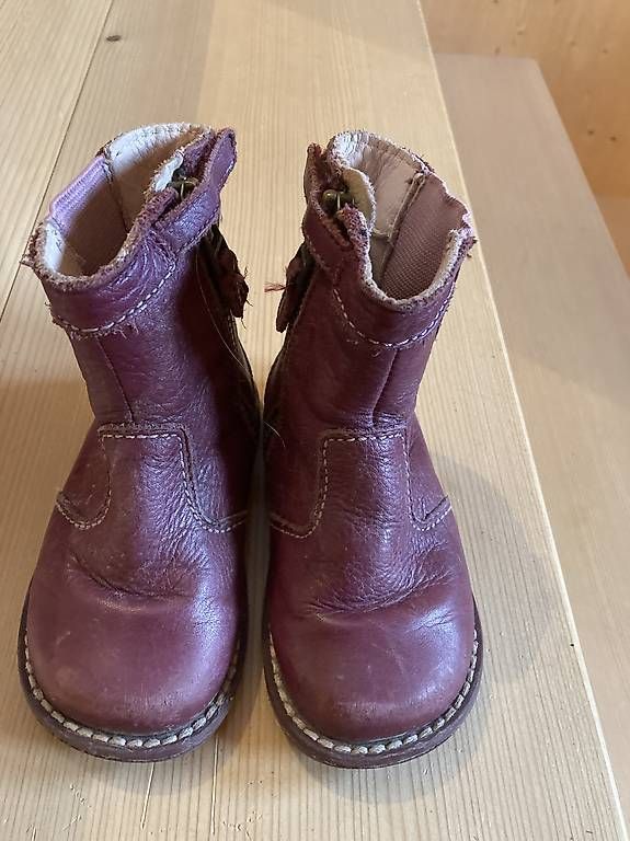 Scarpe per ragazze: Lederstiefel Timberland Gr.22 – Usato da Brunnadern venduto da Bumlebee 1
