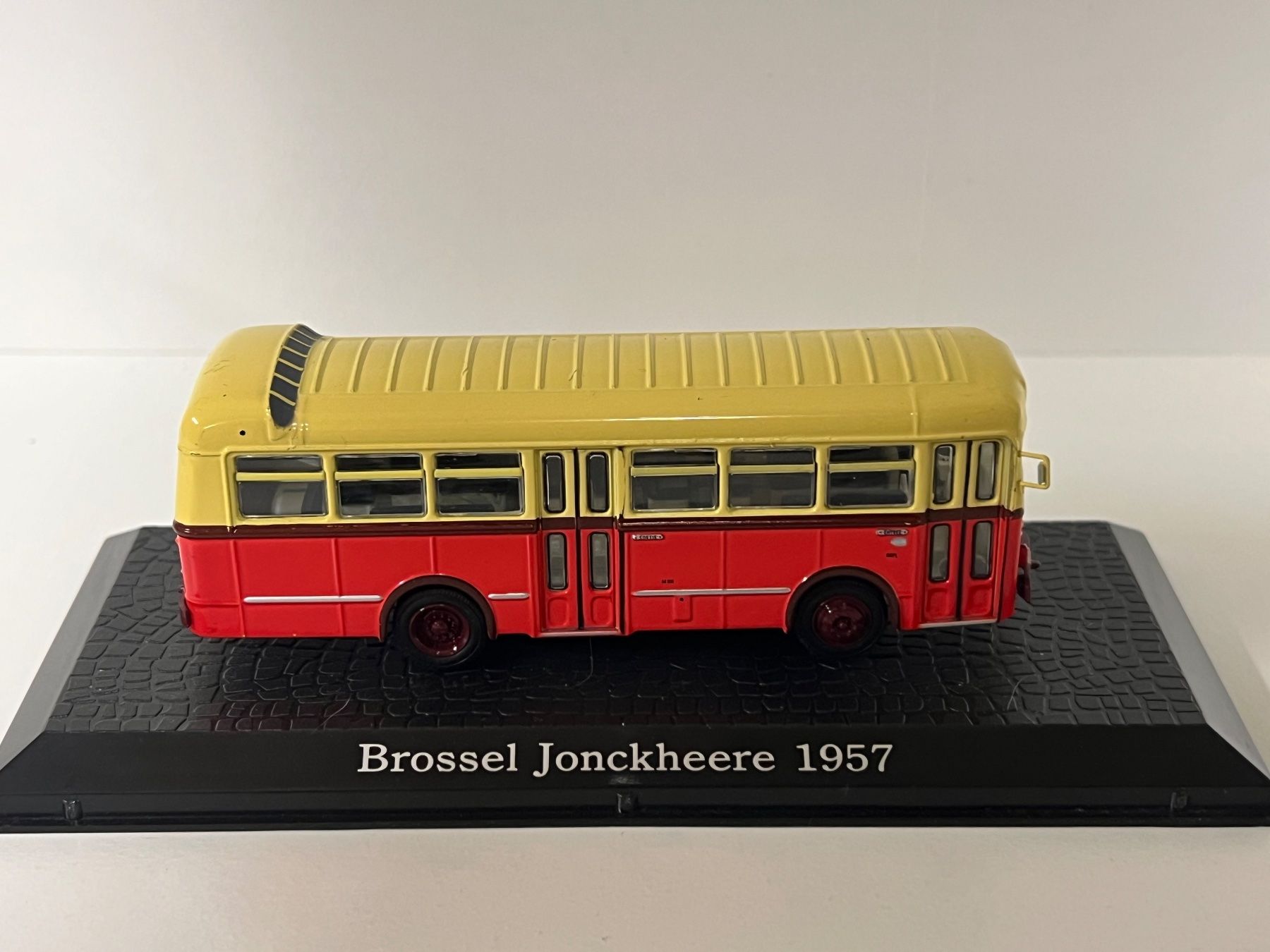 Modellini d'auto: Brossel Jonckheere 1957 1:72 – Usato da Geroldswil venduto da TopTrain54 1