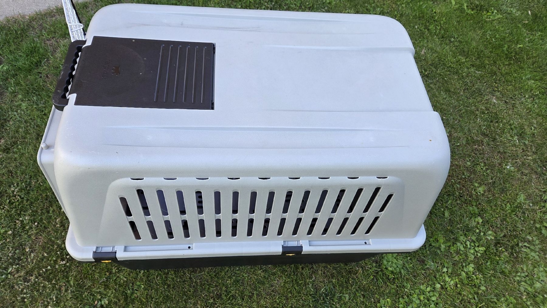 Ferplast Gabbie, trasporto & Sicurezza: Hunde Transportbox Ferplast Grösse 4 / L 91cm – Usato da Kesswil venduto da Penepoles 5