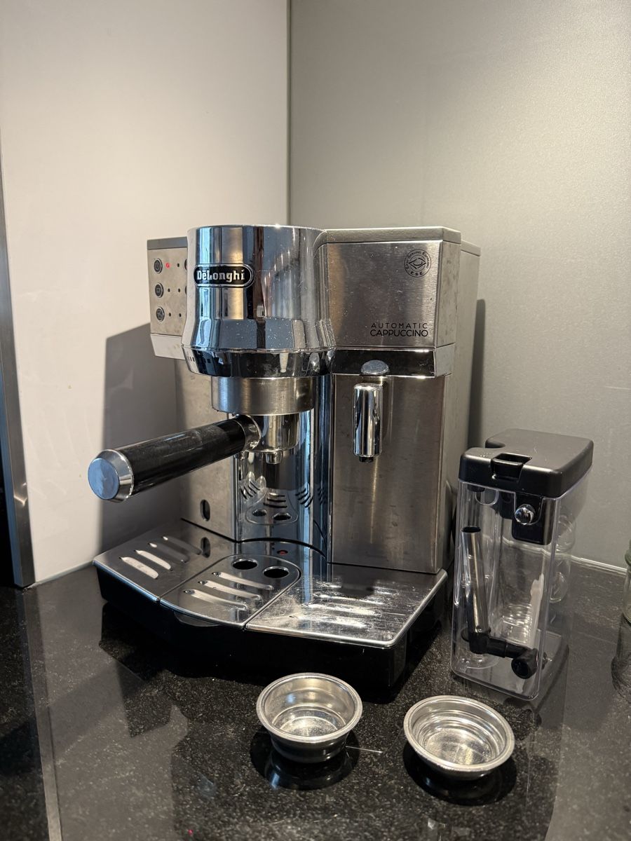 De'Longhi Machines à café & Machines à expresso: De Longhi Ec 850.M – D'occasion à Binningen par FreeRick 1