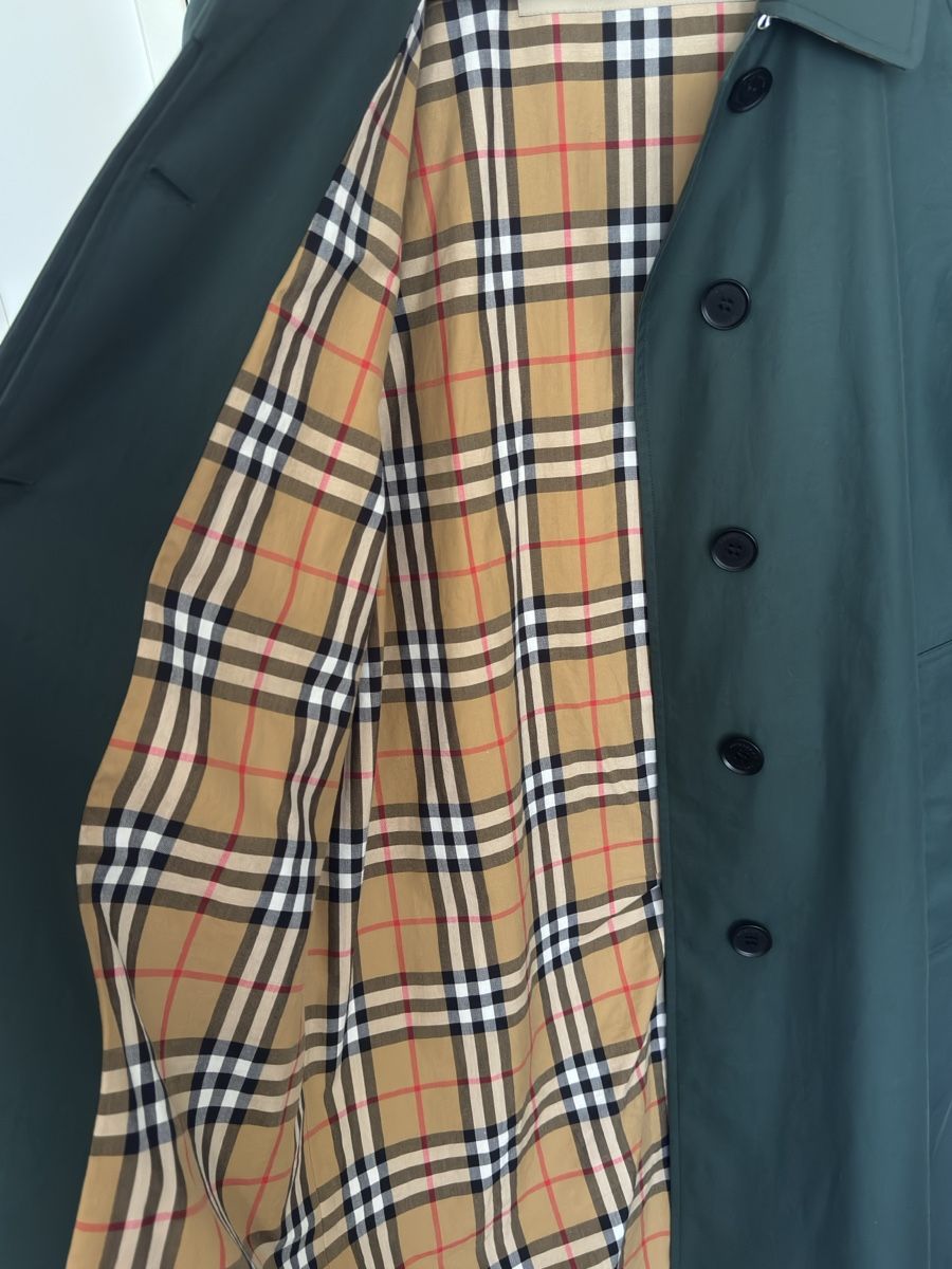 Burberry Cappotti: Burberry Trenchcoat – Usato da Zürich venduto da JessGar 4