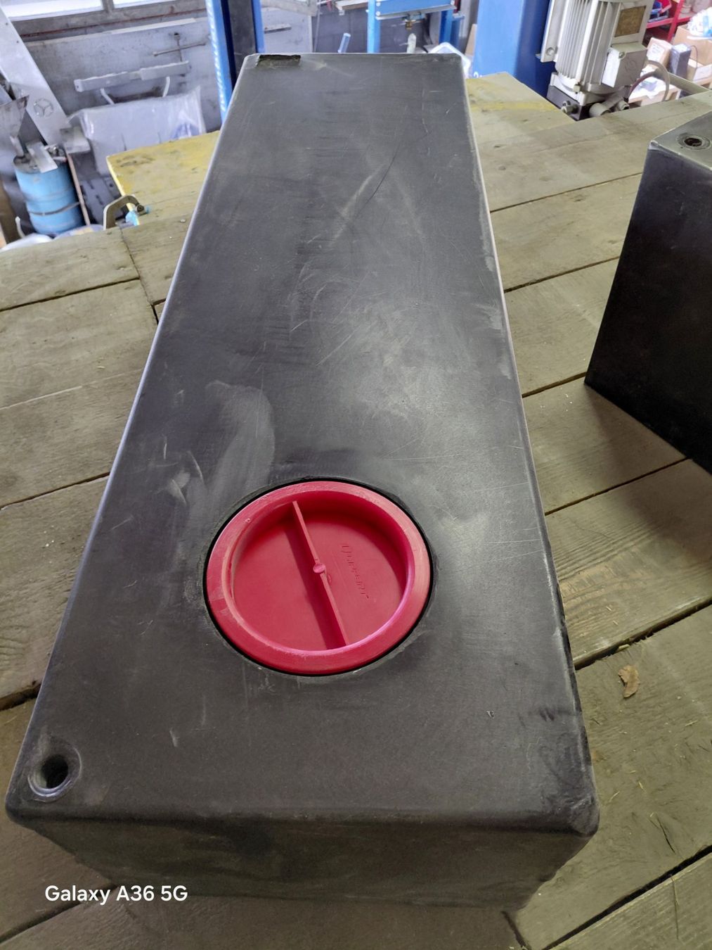 Abbeveratoi e trogoli: Wassertank – Nuovo (secondo la descrizione) da Melchnau venduto da LUPUS-Offroad
