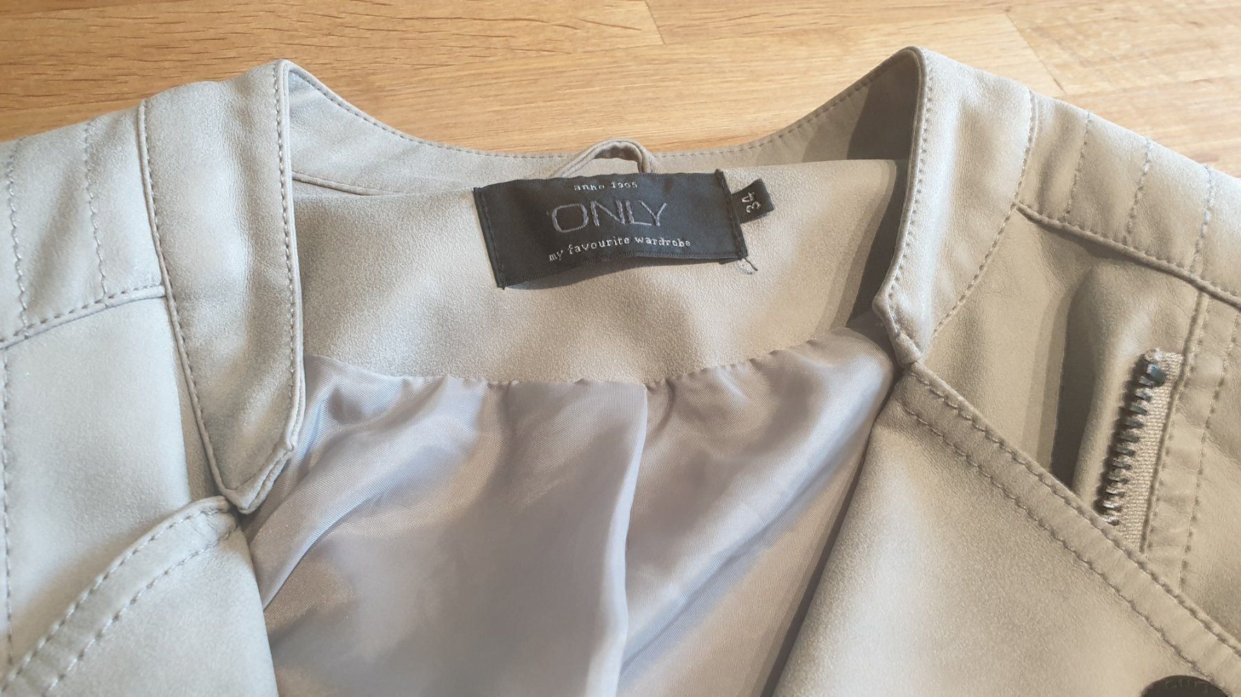 Only Giacche: Only Kunstlederjacke Grösse XS grau – Usato da Gunzgen venduto da 0Aurin0 1