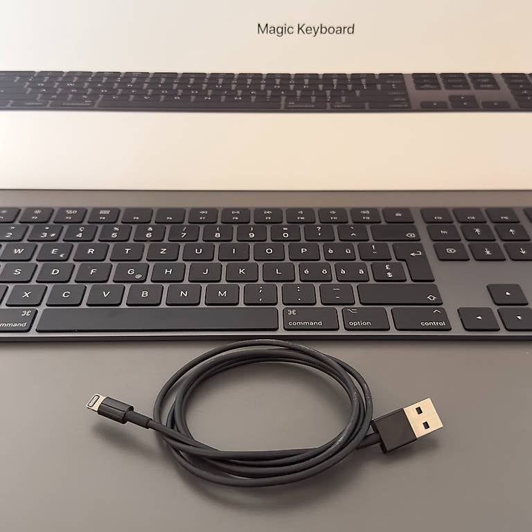 Tastaturen: Apple Magic Keyboard mit Ziffernblock  Space Grau – Gebraucht aus Utzenstorf von Nico.22 1