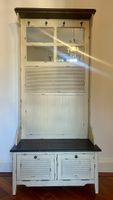 Garderobe im Vintage-Stil mit Spiegel, Sitzbank und Stauraum