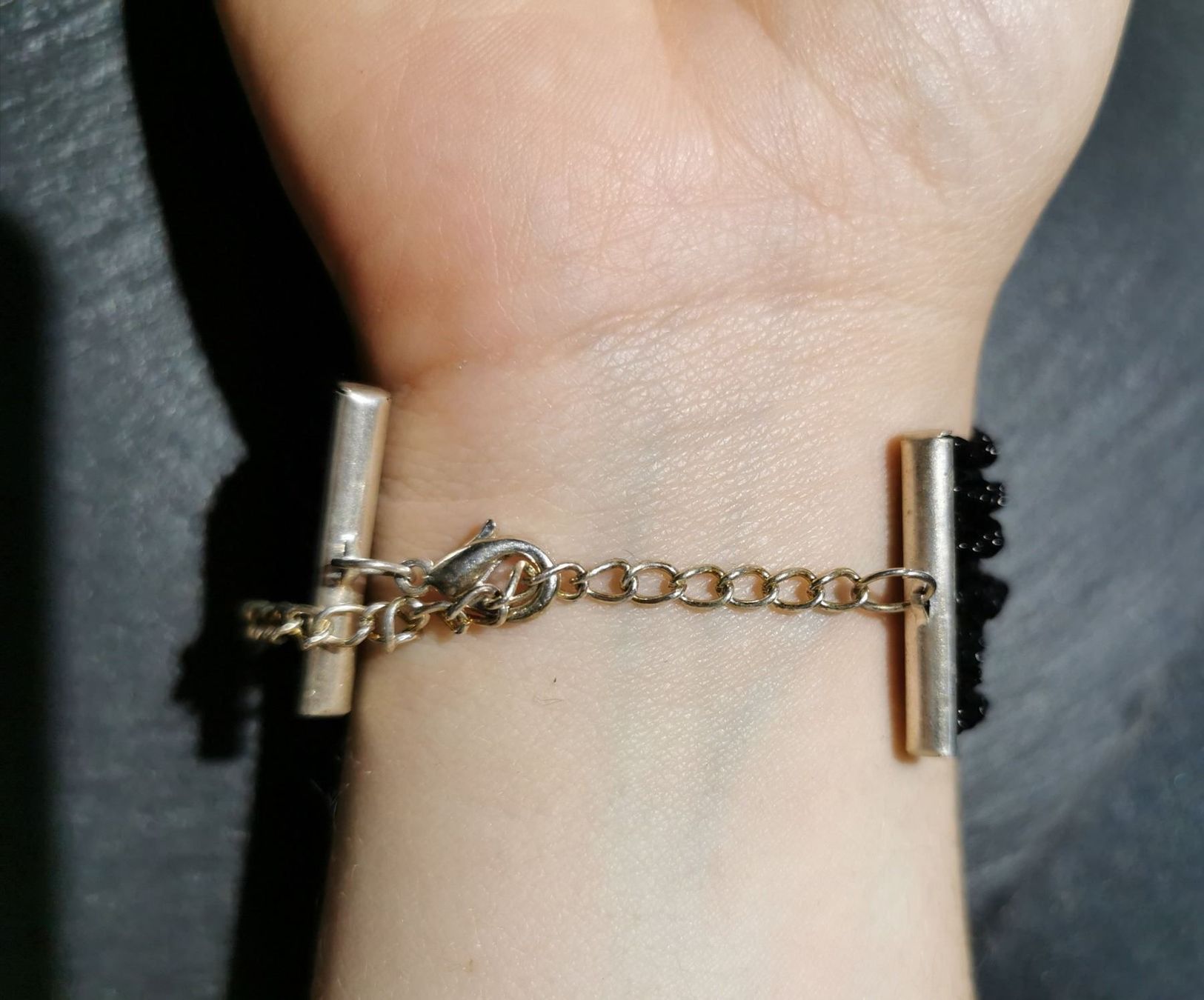 Bracciali & Braccialetti: Bracelet argenté et perles – Usato da Veyrier venduto da Leilazizou 1