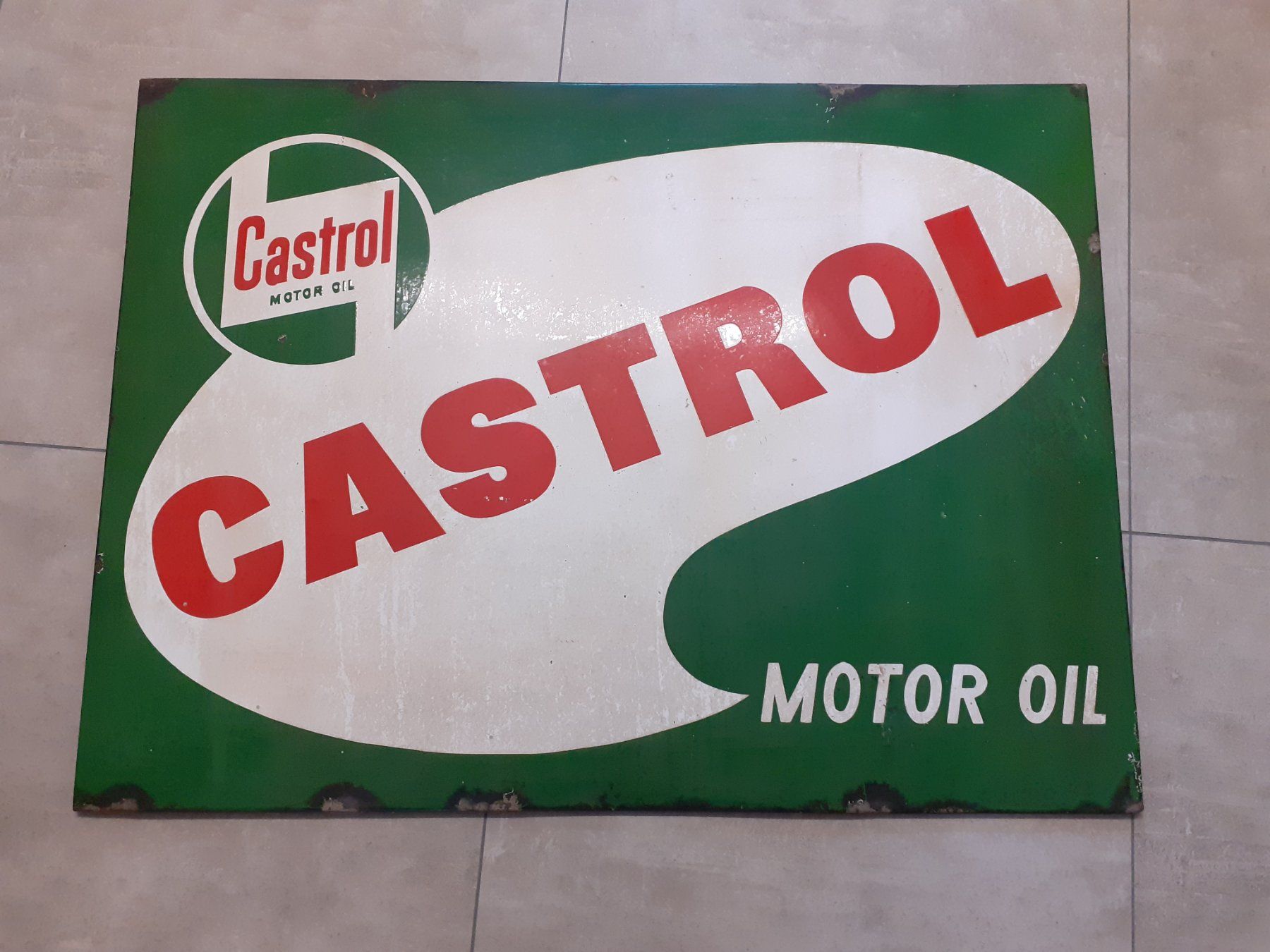 Castrol Insegne: Castrol Emailschild / Blechschild 98 x 73 cm – Usato da Wigoltingen venduto da colodur
