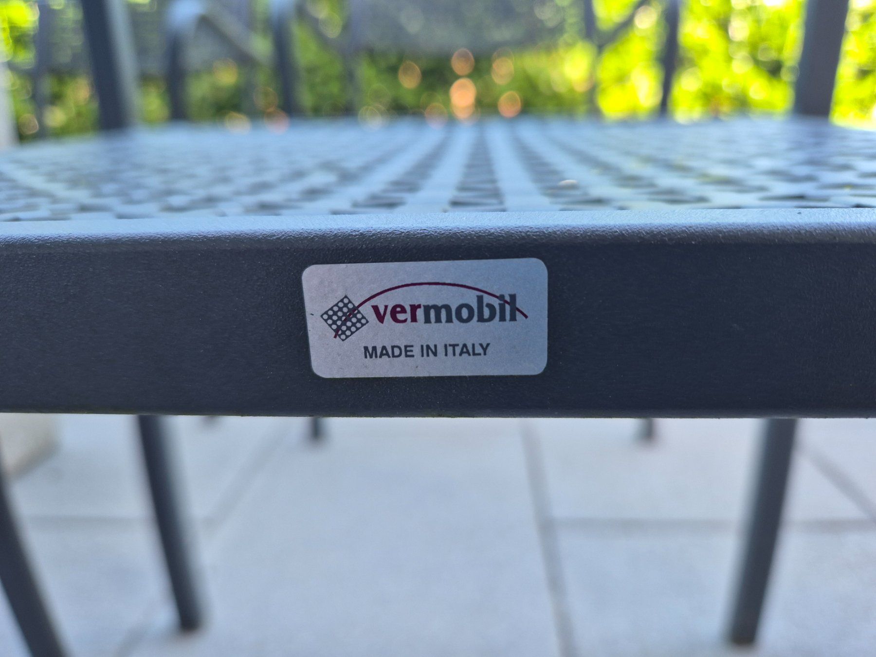 Set de table et chaises: Gartentisch mit sechs Metalstühlen. – D'occasion à Amriswil par lindenmannkia 3