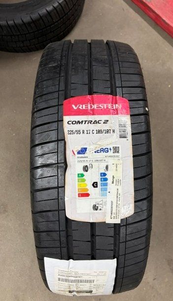 Pneumatici & Ruote complete: Vredestein Sommerreifen 225/55R17 C – Nuovo (secondo la descrizione) da Biel/Bienne venduto da orpundgarage