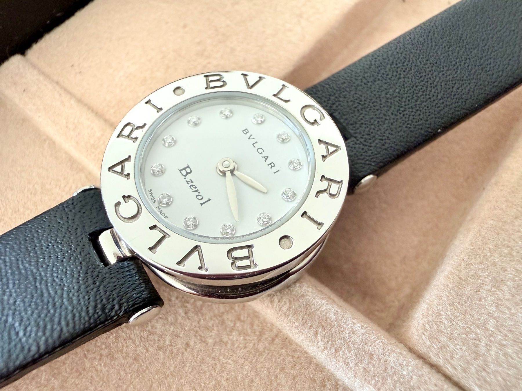 Bulgari Orologi: BULGARI B.Zero1 Ladies Quartz Watch, Full set 2005 – Nuovo e nell'imballaggio originale da Le Mont-sur-Lausanne venduto da LycaGallery