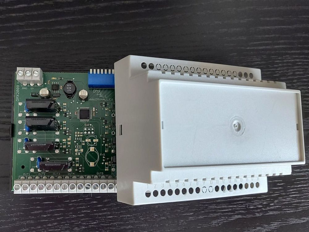 DMX Solid State Relay 8 Kanal DinRail Kaufen auf Ricardo