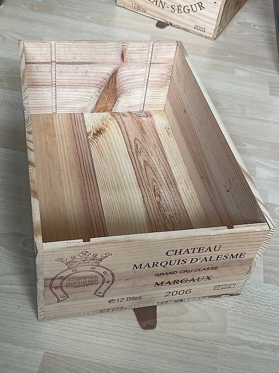 Sonstiges: Weinkisten aus Holz – Gebraucht aus Zürich von Mastersfe 1