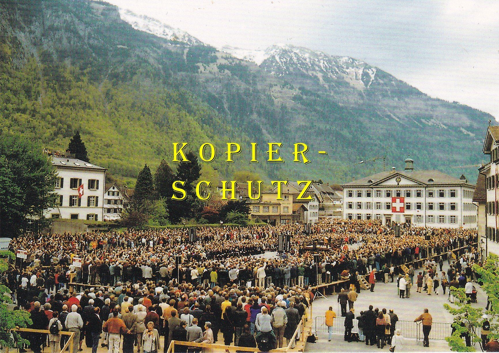 Cartoline postali: Glarus - Landsgemeinde auf dem Zaunplatz /ay – Usato da Hombrechtikon venduto da Rudolf07