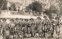 Alte Fotografie Stadtmusik Burgdorf historischen Kostümen BE