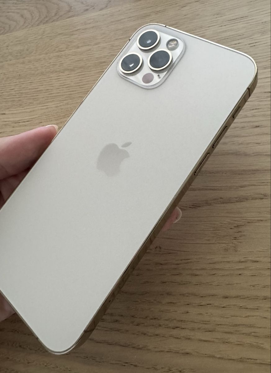 Apple Telefoni cellulari / Smartphones: IPHONE 12 PRO 256GB – Usato da Kriens venduto da thatsvenae 1