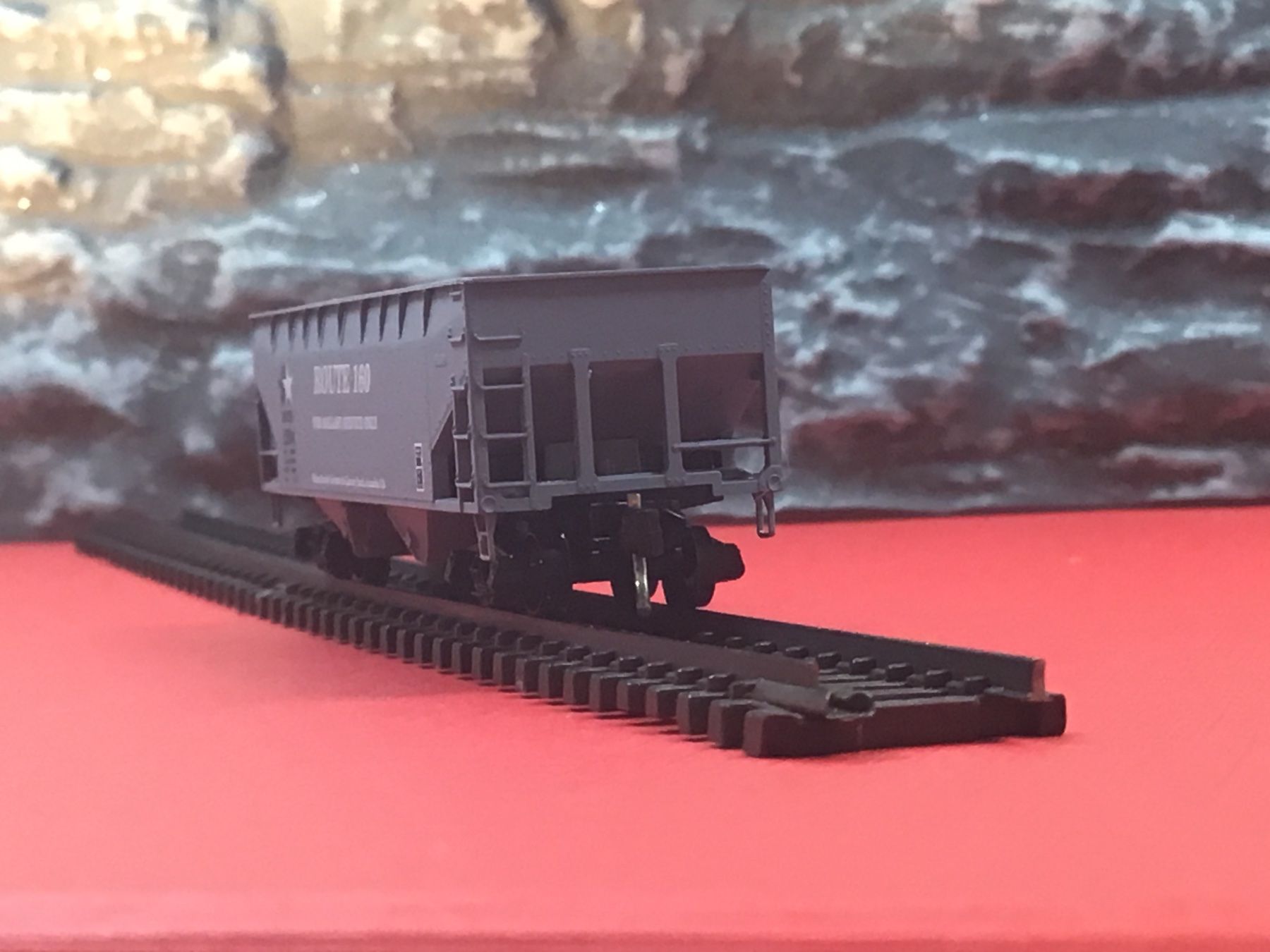 Micro Trains Line Modelleisenbahnen: MICRO TRAINS LINE GÜTERWAGEN SPUR N – Gebraucht aus Männedorf von Modellbau-wyss 2