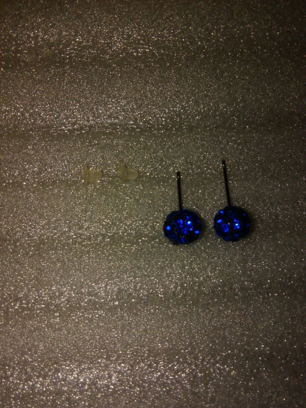 Ohrringe & -stecker: OHRRINGE MODESCHMUCK,,MIT DUNCKELBLAU KRISTALL – Neu (gemäss Beschreibung) aus Basel von bijoutrie_4 2