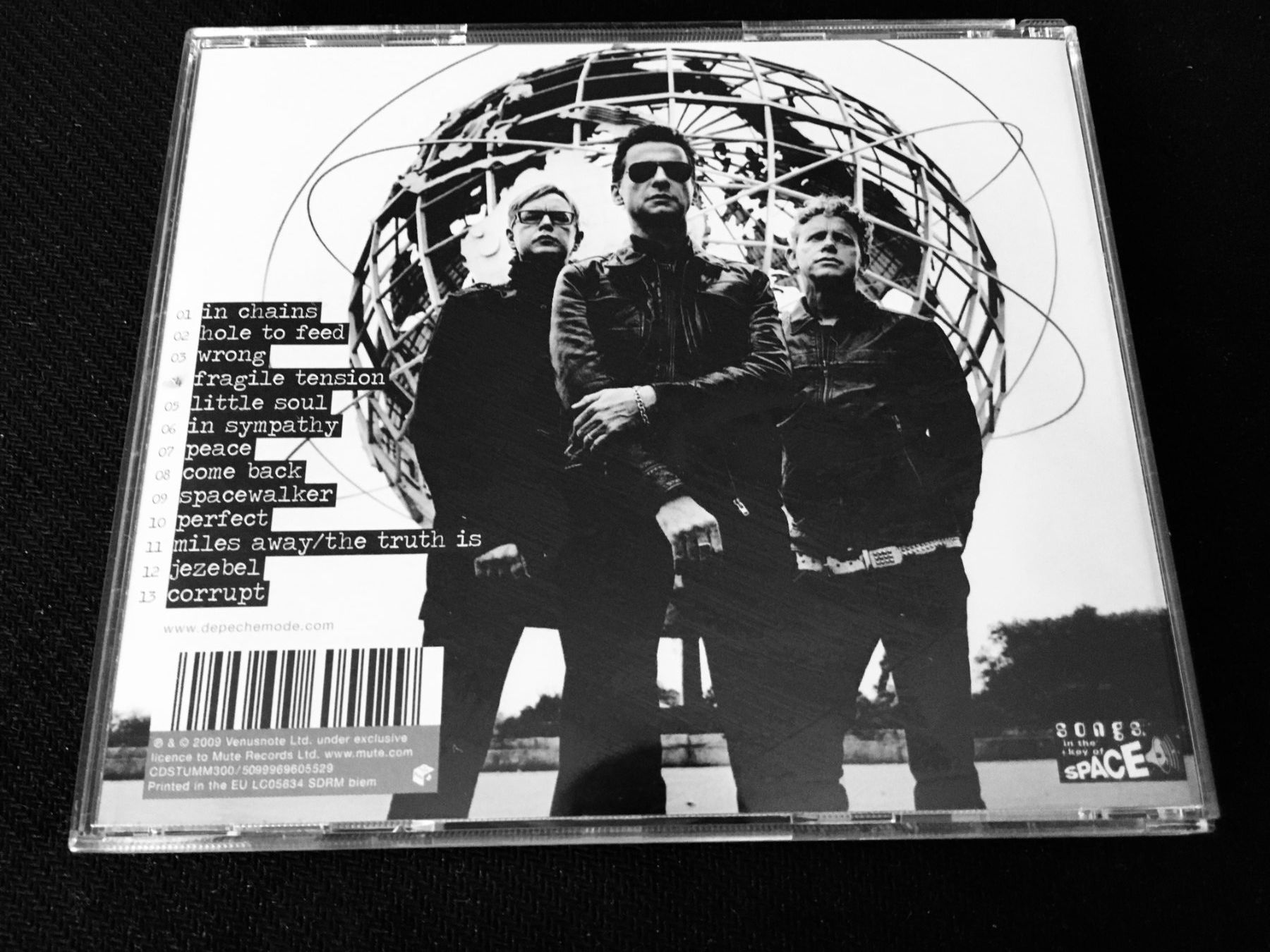 CD: Depeche Mode - Sound of the Universe -CD- – Usato da St.Gallen venduto da MedienJoe 2