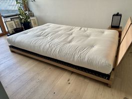 Futon Matratze halbes Jahr benutzt 140x200