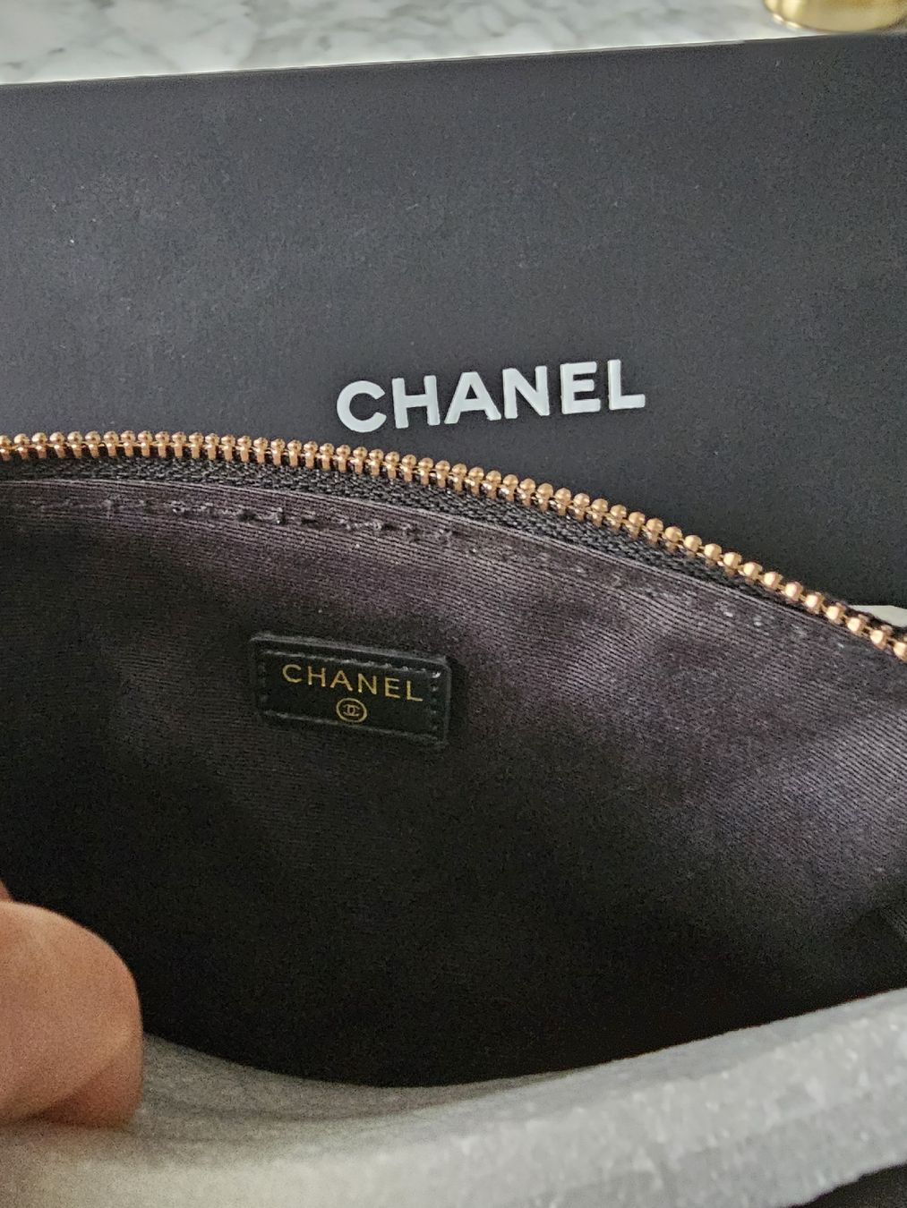 Chanel Taschen für Damen: Chanel Abendsamttasche schwarz – Neu (gemäss Beschreibung) aus Wetzikon ZH von sane1972 3