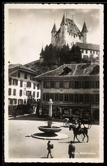 Cartoline postali: AK Thun, Rathausplatz – Usato da Berlin venduto da bartko-reher