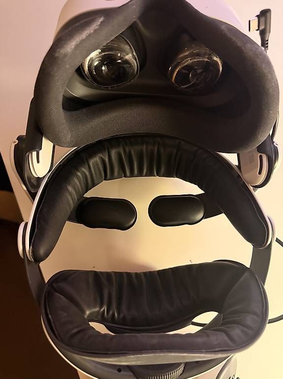 Casque VR: Meta quest 3s Vr brille – D'occasion à Mollis par aramis013 3
