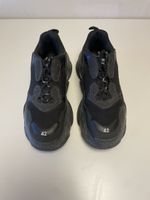 Balenciaga Triple S Black