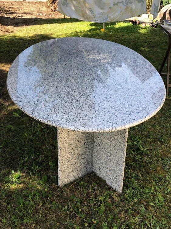schöner Steintisch für den Garten Kaufen auf Ricardo