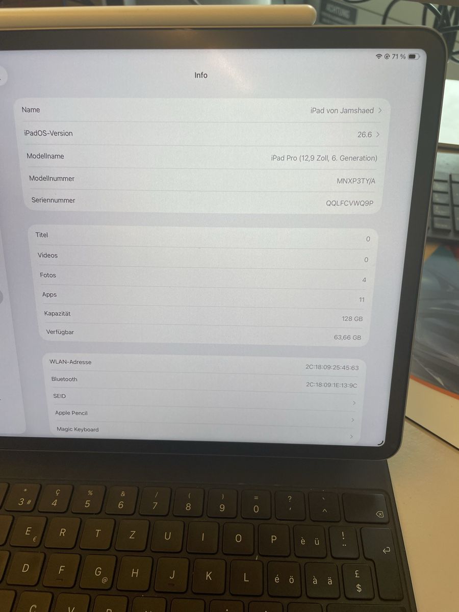 Apple Tablet PC: Ipad Pro 12.9 2022 – Gebraucht aus Basel von jam_lk7n 6