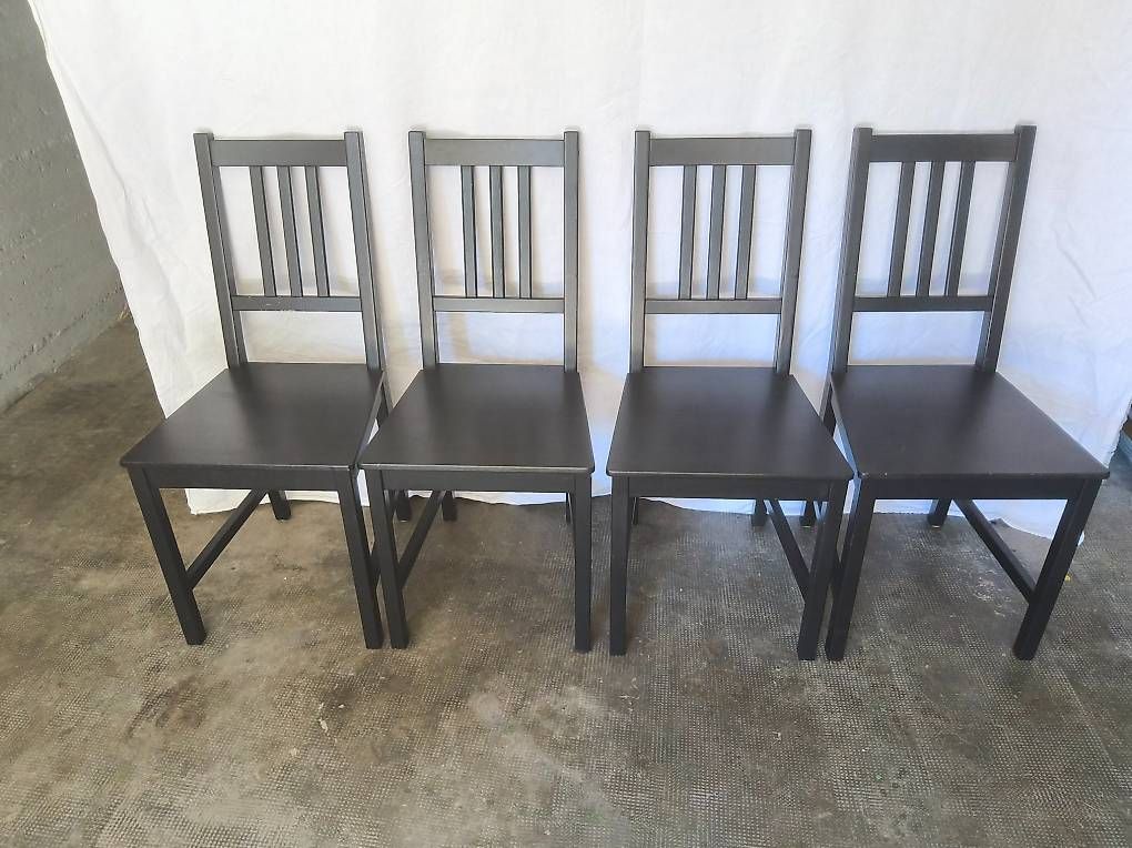 Chaises: 4 chaises IKEA STEFAN noires – D'occasion à Lausanne par ber_qk5j 1