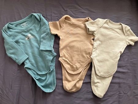Lot de 3 bodies bébé Mango Baby - Taille 50👶🍼