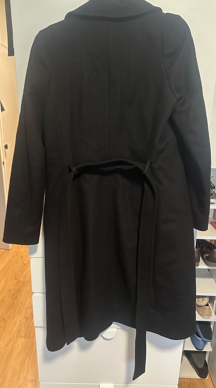 Cappotti: Schwarzer Mantel – Usato da Bern venduto da san_lc5t 1